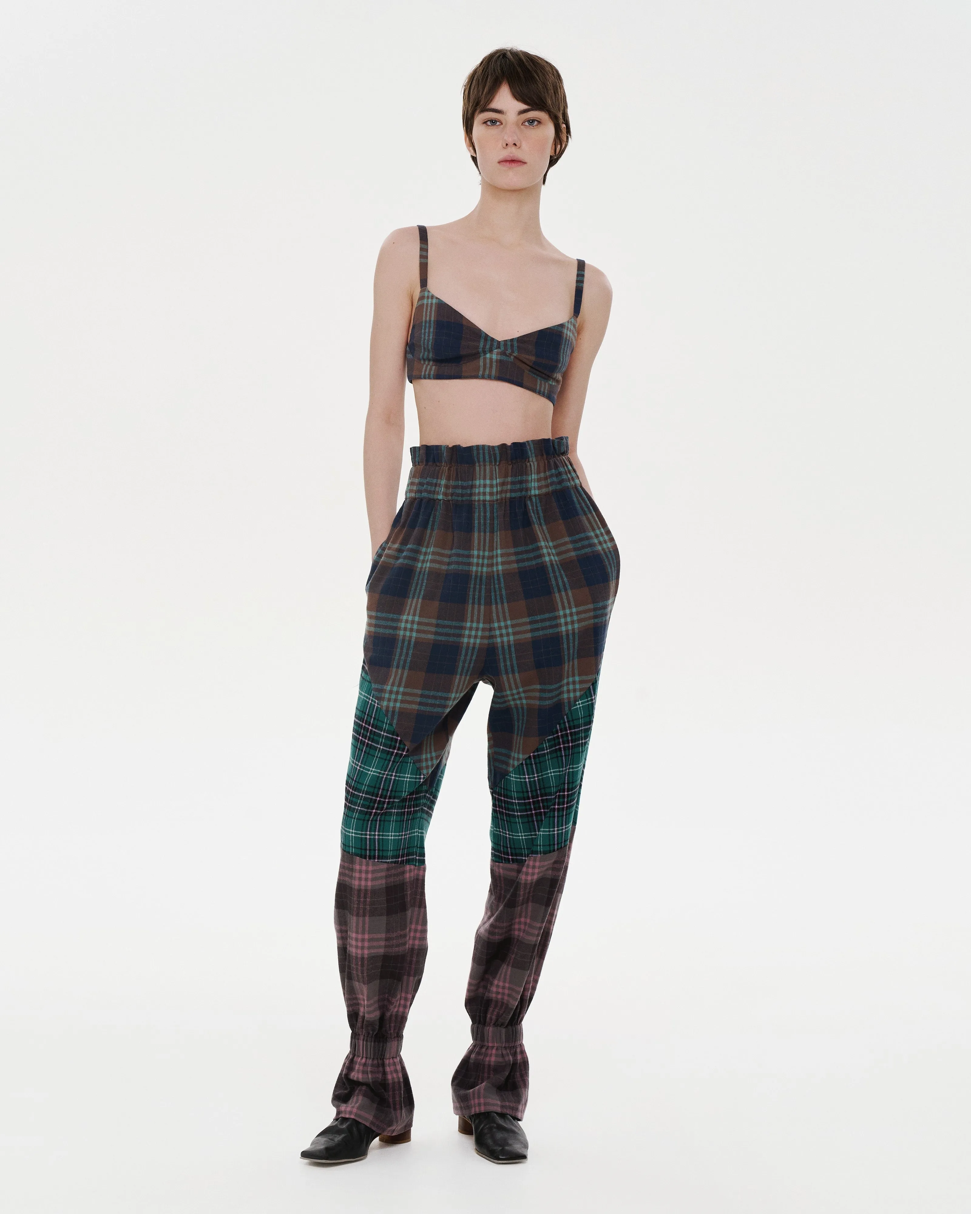 AW24