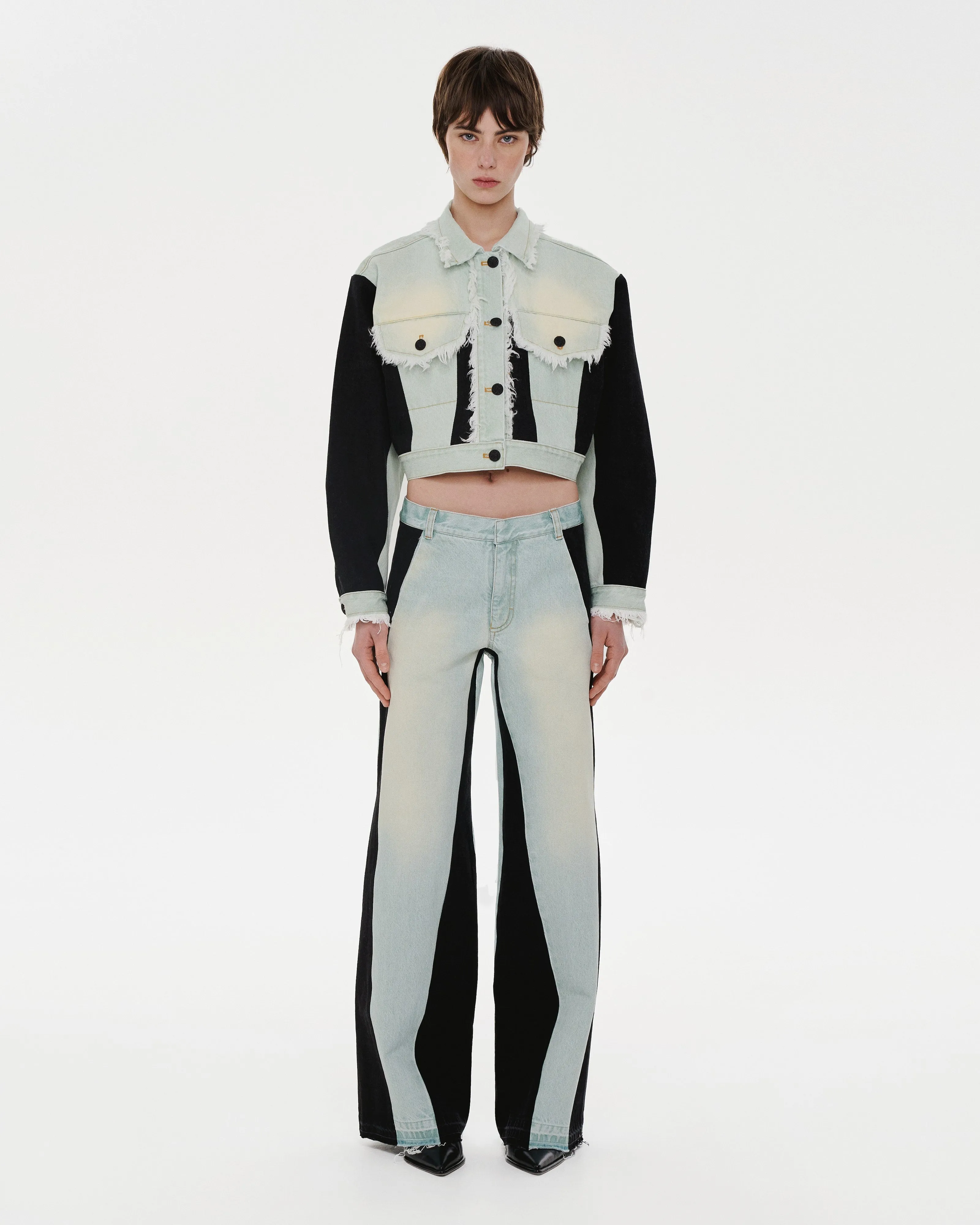 AW24