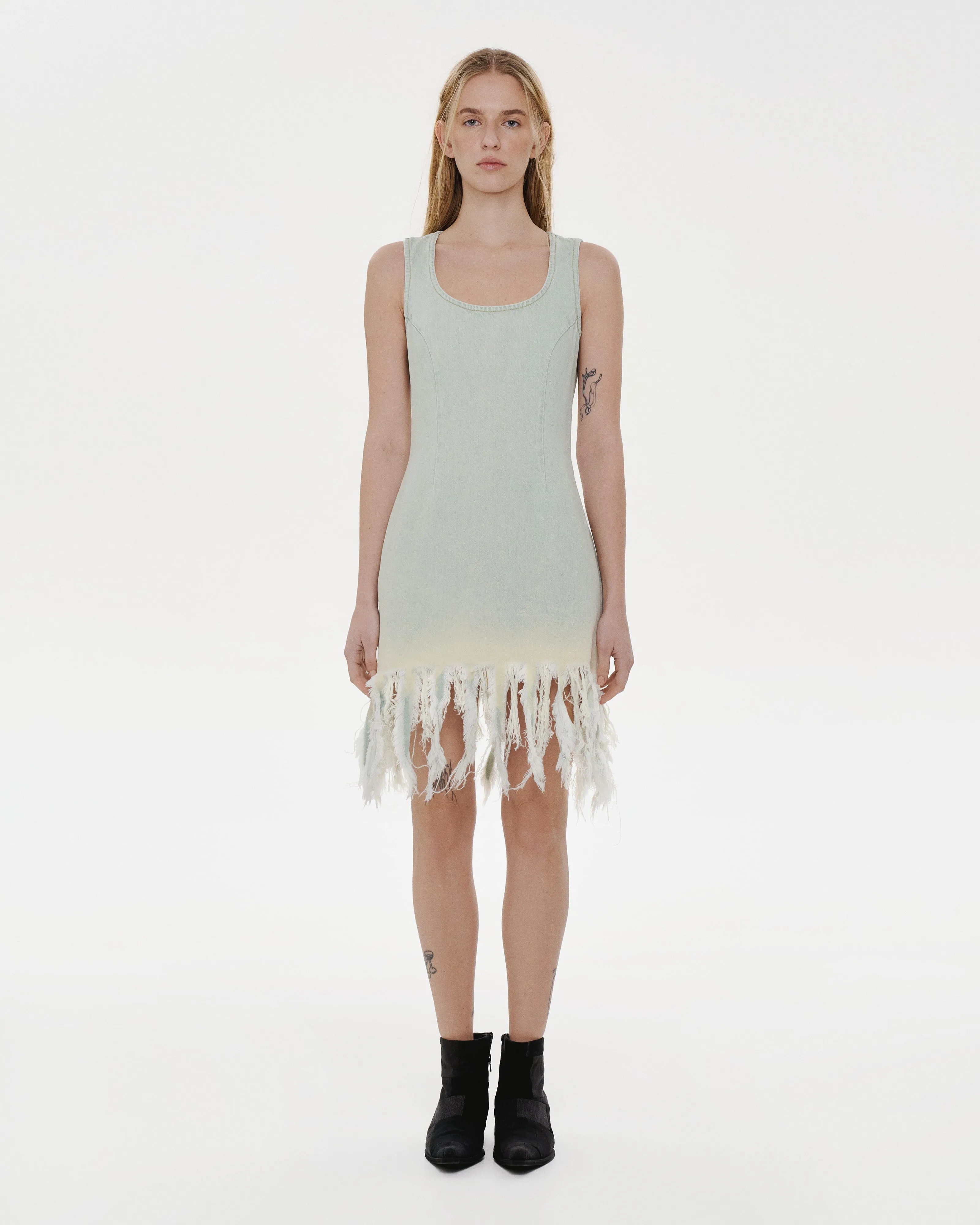 AW24