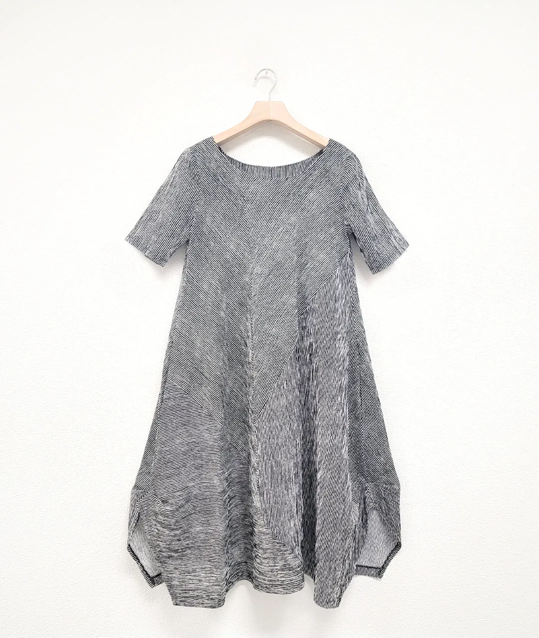 Niche - Ridge Stripe - Florence Dress - Black