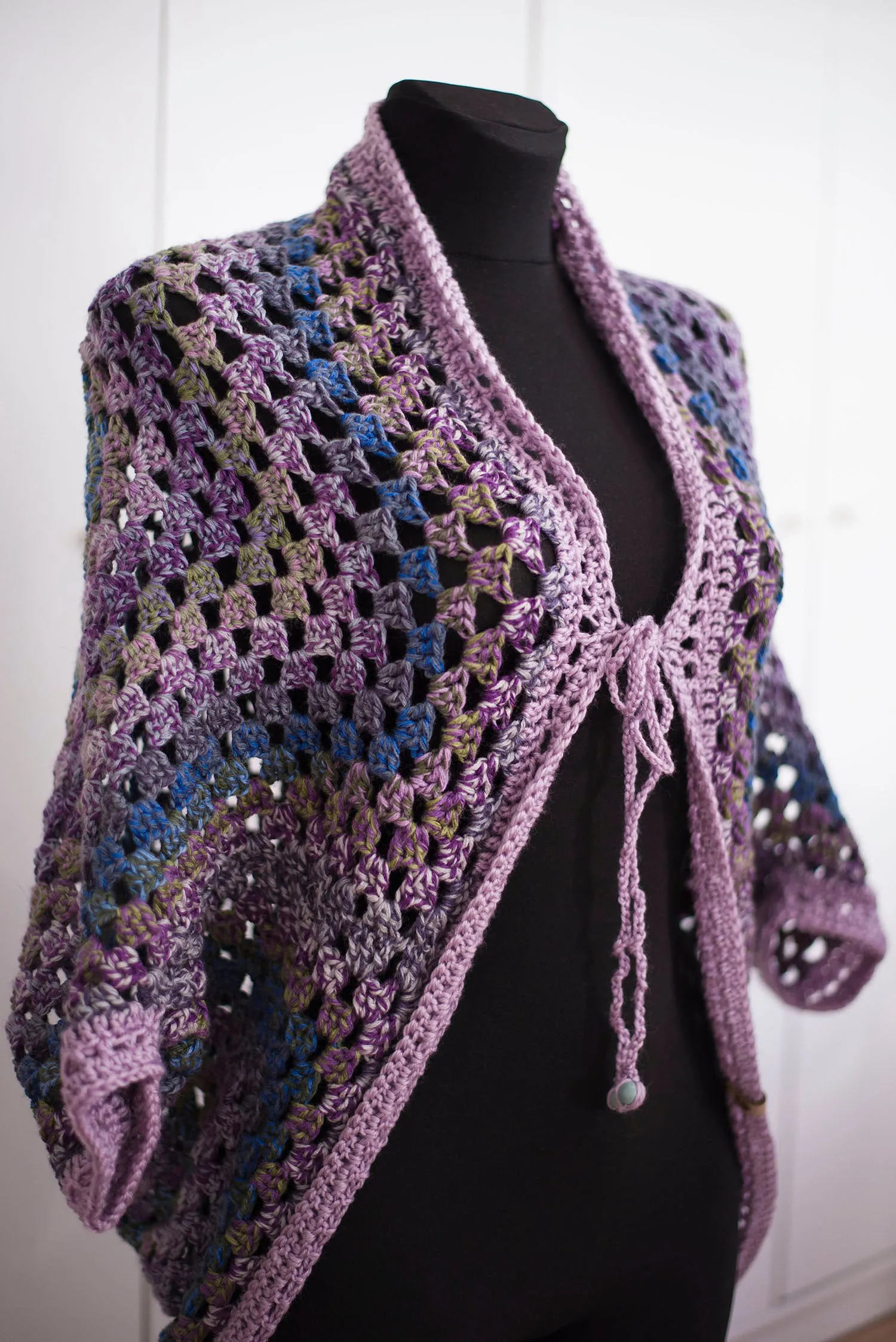 "Secrecy" Round Cardigan