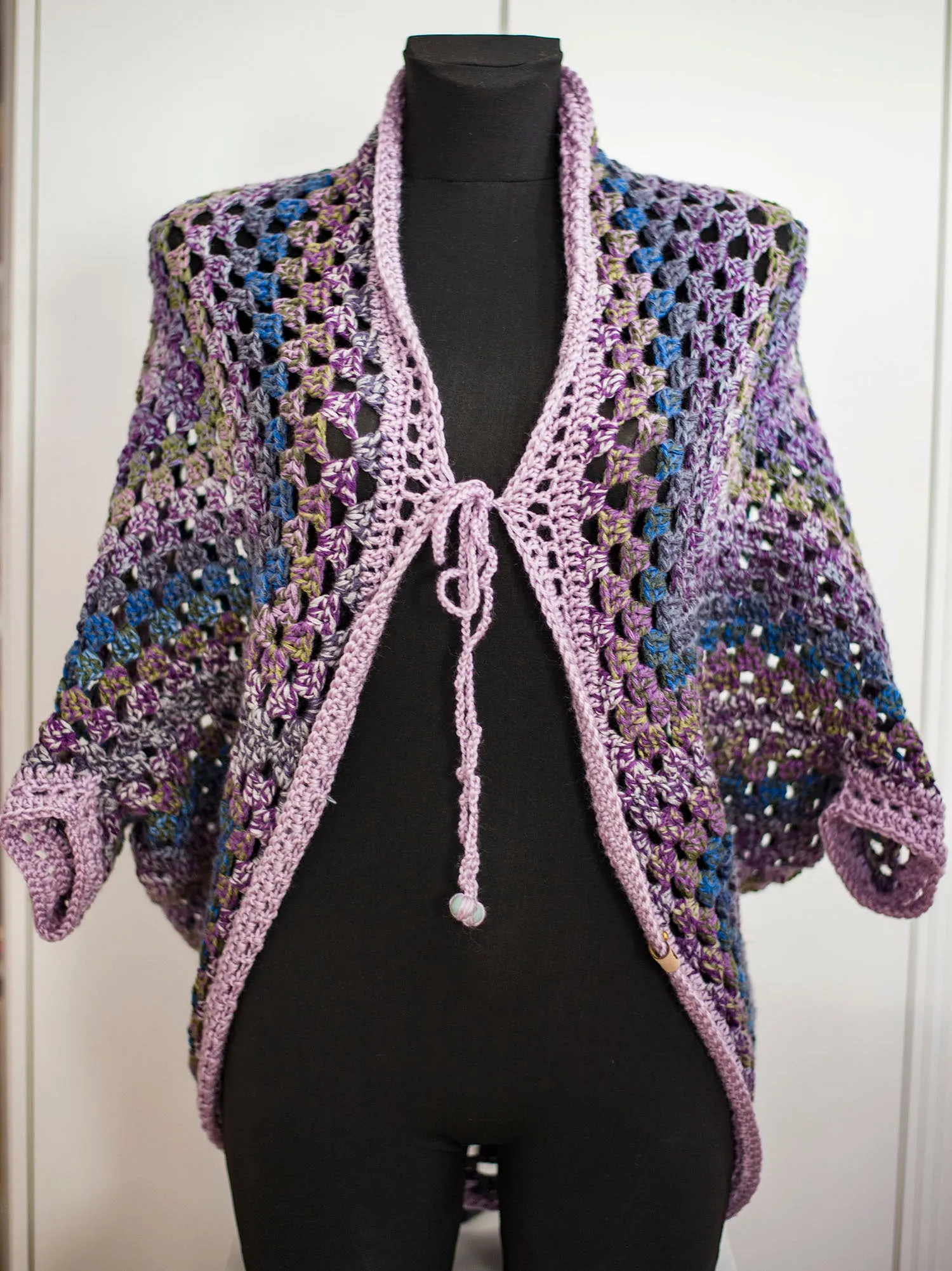 "Secrecy" Round Cardigan